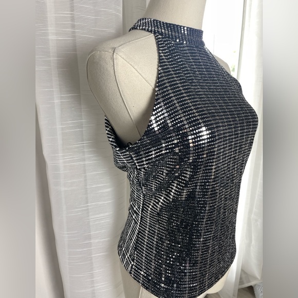 ZARA Metallic Silver & Black Sequin Halter Top Open Back Size Medium - Picture 3 of 9